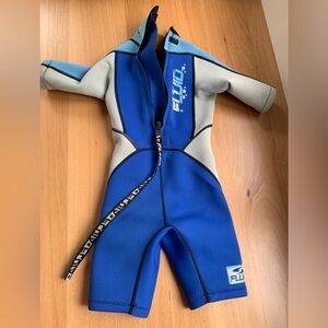 Toddler wet suit- size 4T